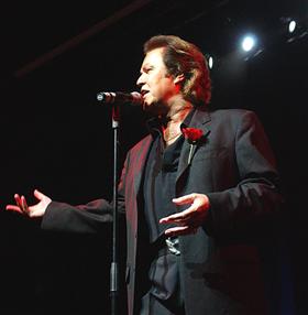 John Rowles in tour in Australia, circa agosto 2009